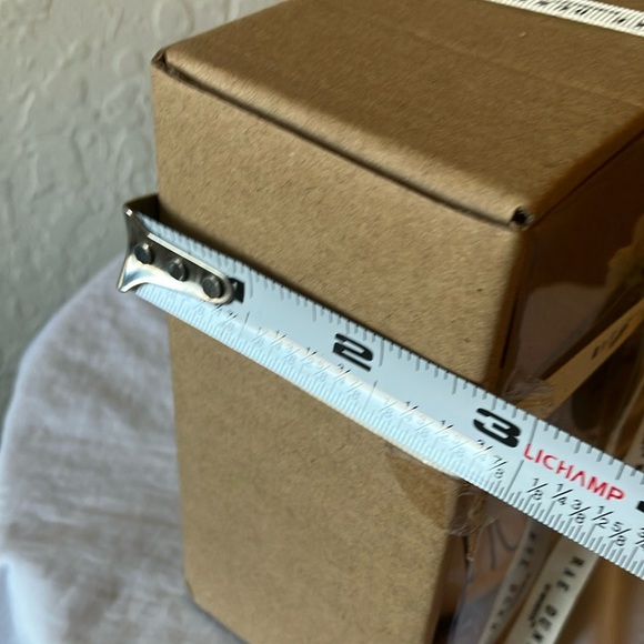 Rae Dunn: set of 6 rounded cheese holder & picks- wear on box - Picture 14 of 16